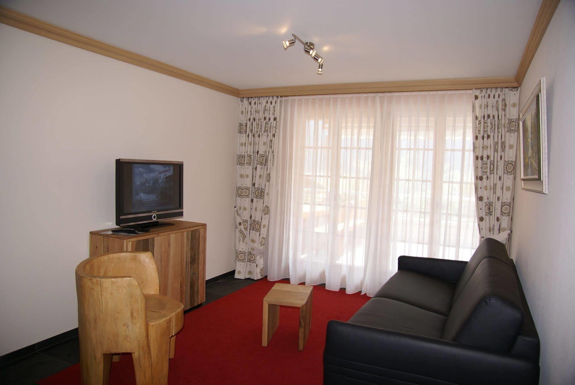 2-Star Griwarent Apartments กรินเดลวัลด์ ภายนอก รูปภาพ